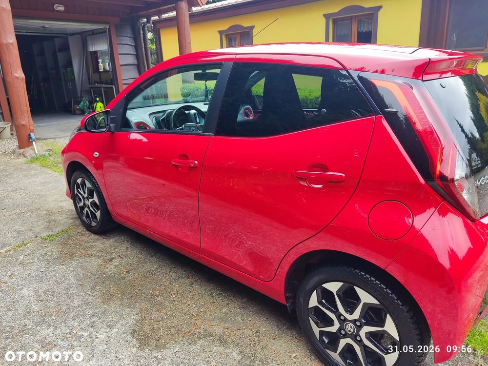 Toyota Aygo x-play - 3