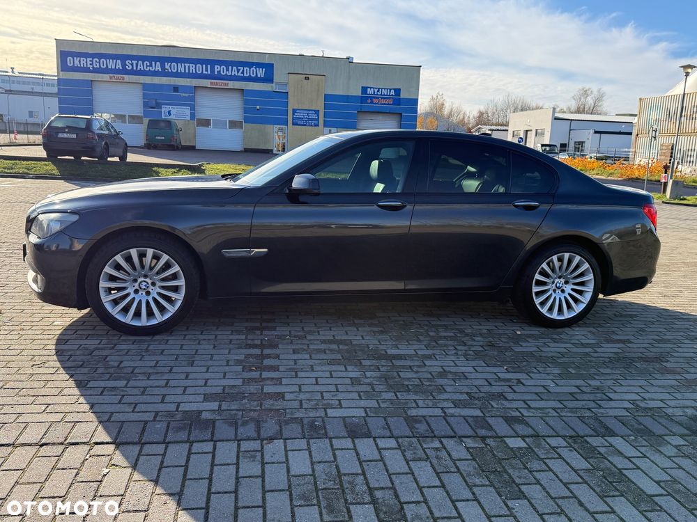 BMW Seria 7 730d - 2