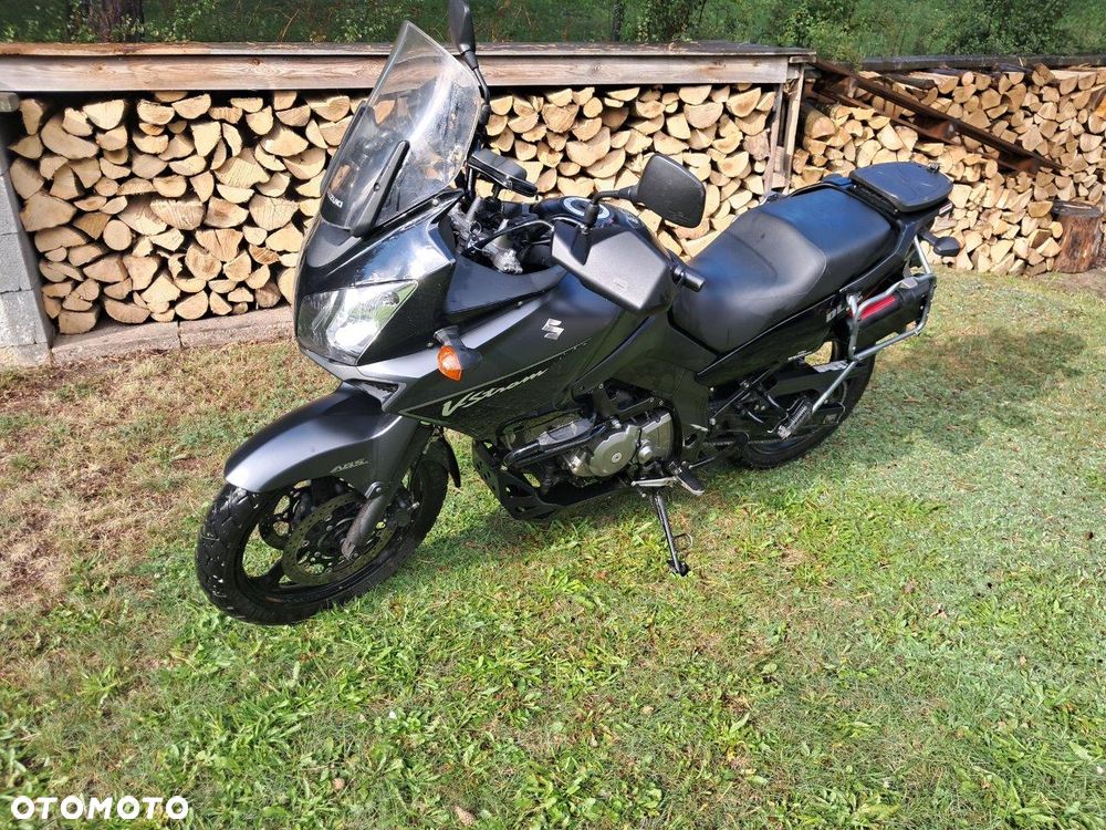 Suzuki V-STROM - 2