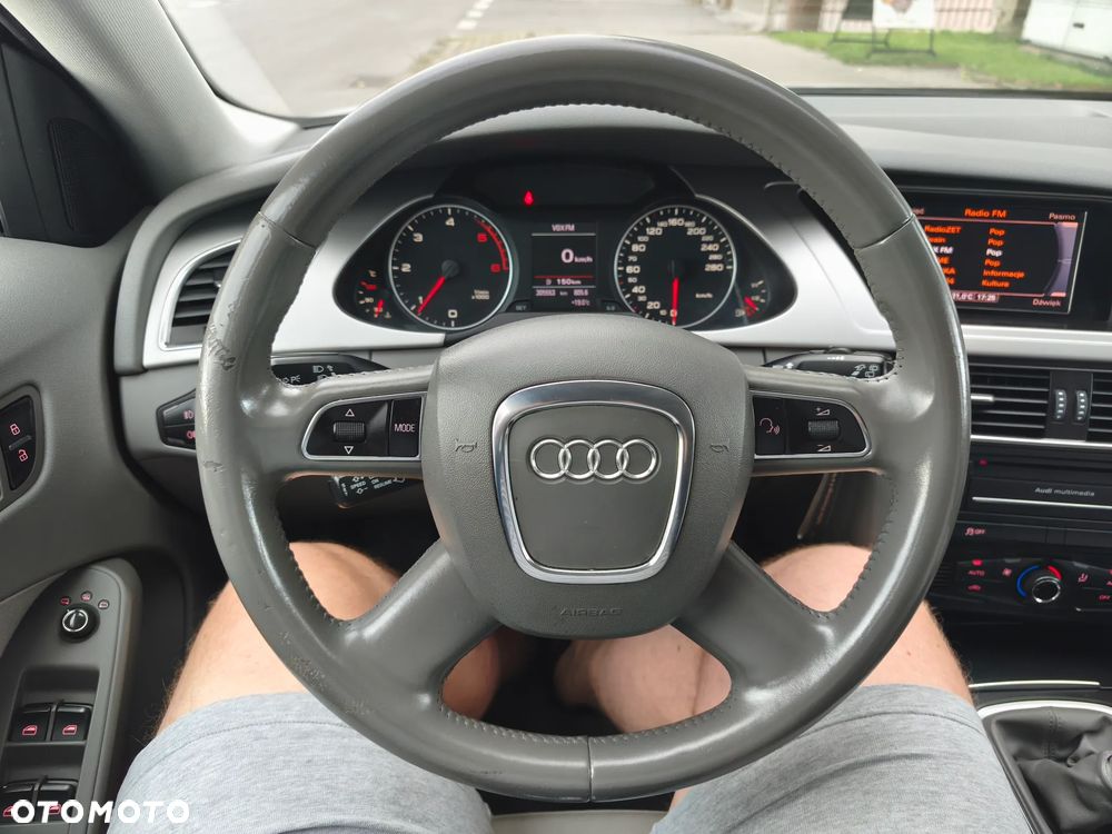 Audi A4 Avant 2.0 TDI e DPF Ambiente - 17