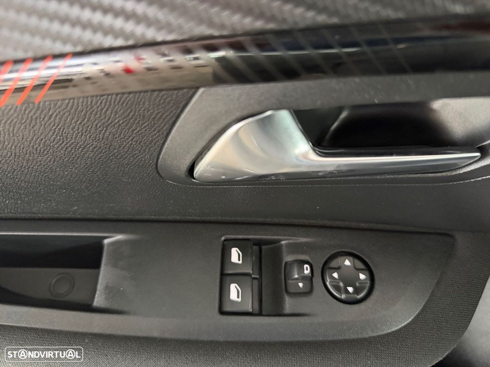 Peugeot 208 1.2 PureTech Active - 10