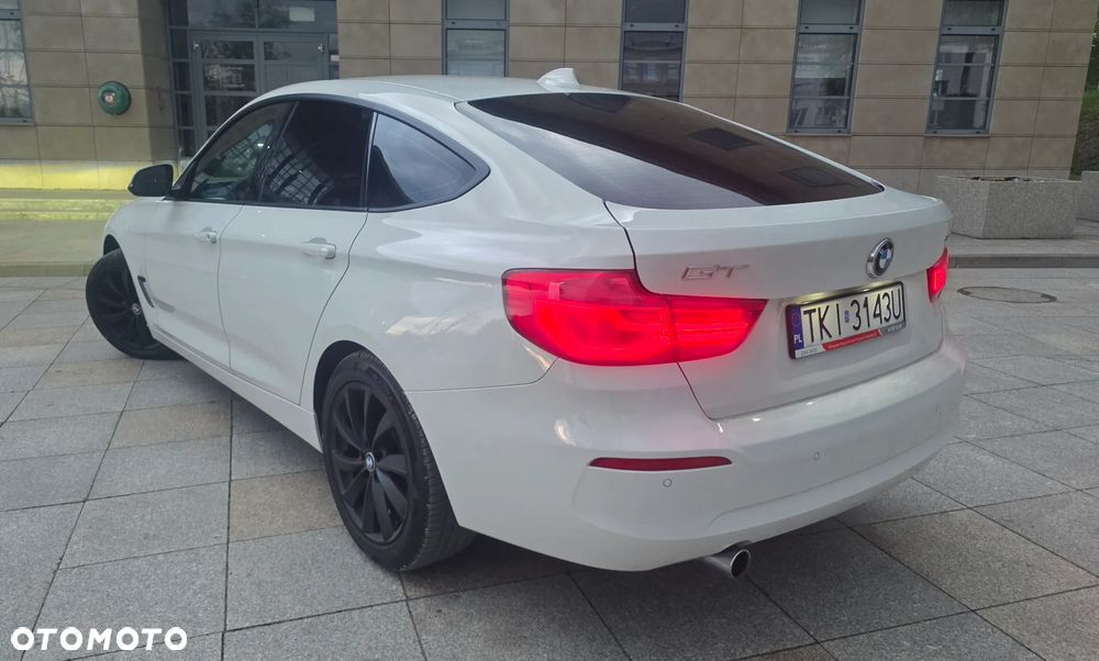 BMW Seria 3 320d - 14