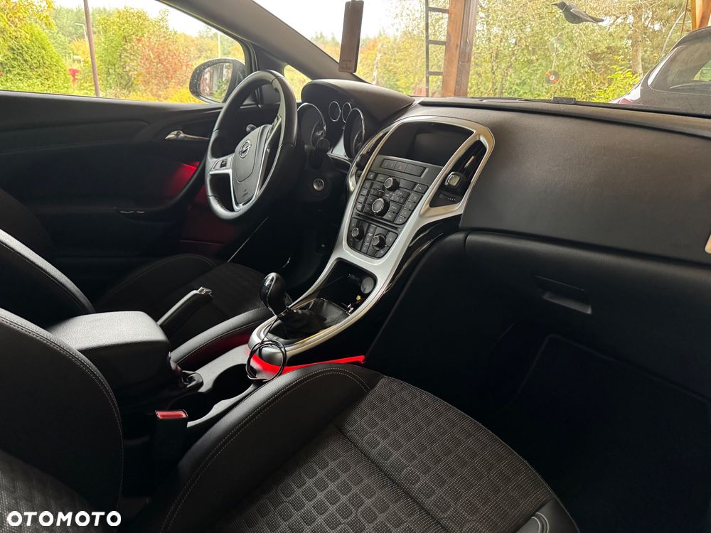 Opel Astra - 10