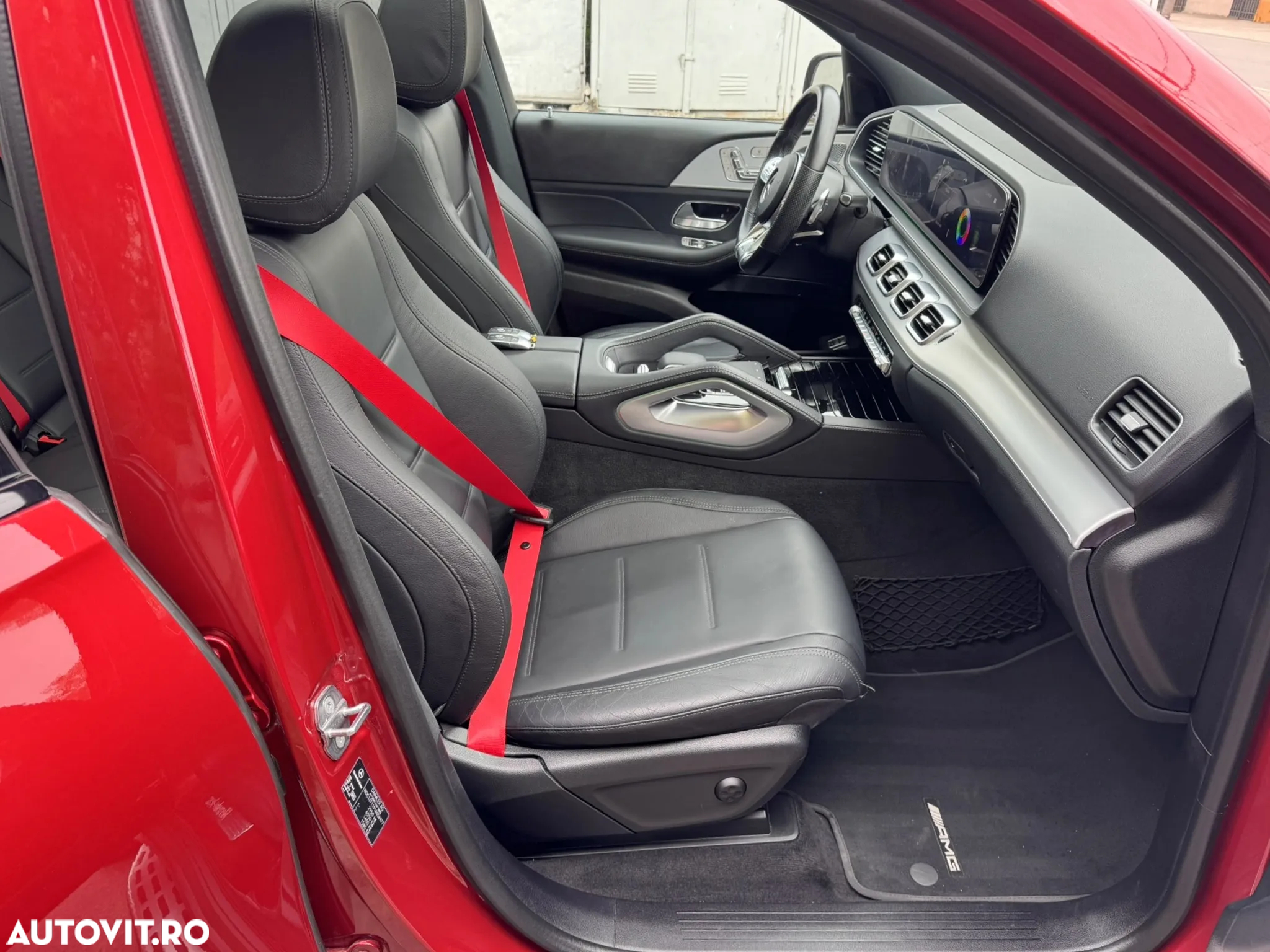Mercedes-Benz GLE 300 d 4Matic 9G-TRONIC AMG Line - 37