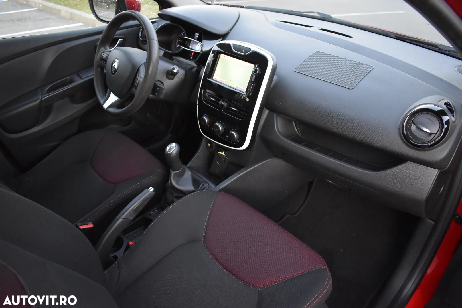Renault Clio - 5