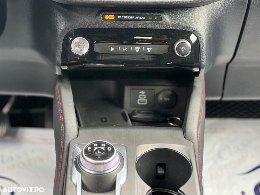 Ford Kuga - 18