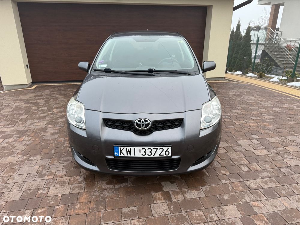 Toyota Auris 1.6 VVT-i Premium - 1