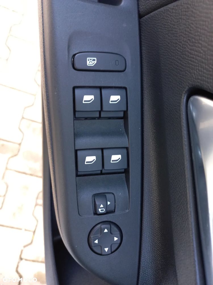 Opel Corsa 1.2 Elegance S&S - 16