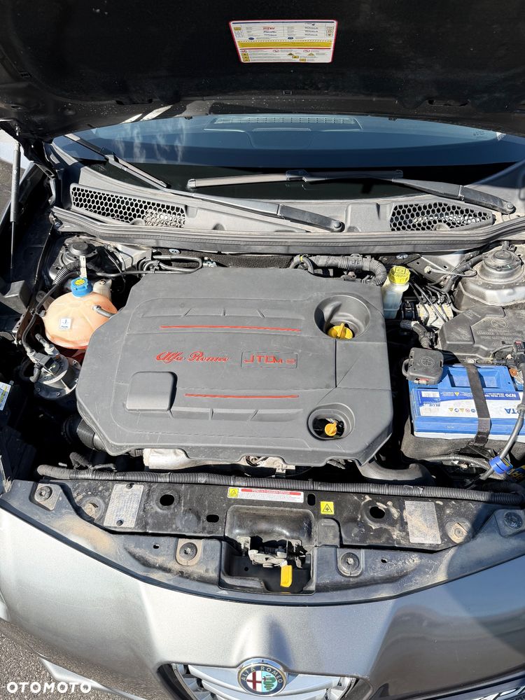 Alfa Romeo Giulietta 2.0 JTDM Exclusive TCT EU6 - 23