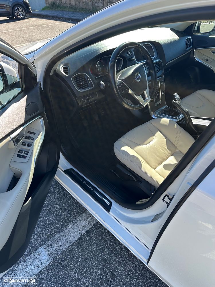 Volvo V40 D2 Momentum - 45
