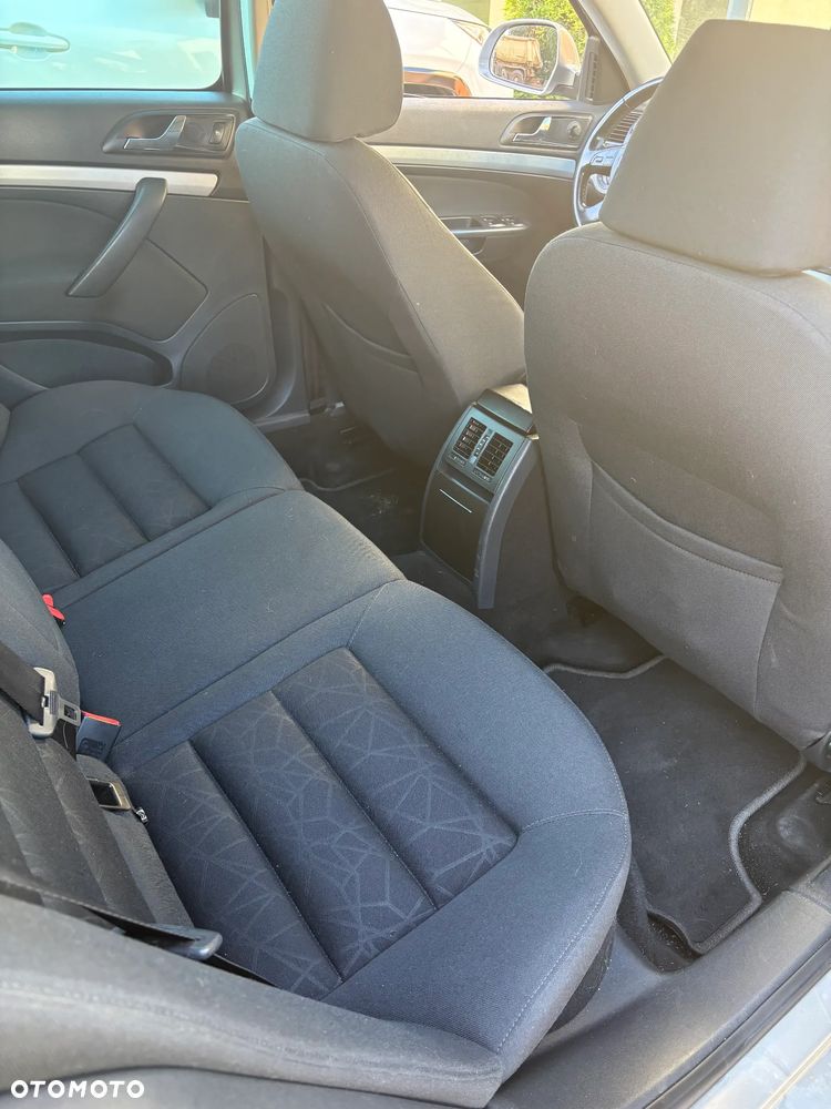 Skoda Octavia 1.4 TSI Family Plus - 14