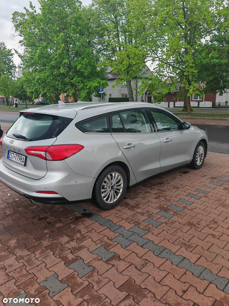 Ford Focus 2.0 EcoBlue Titanium - 5