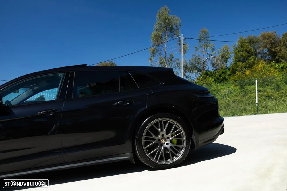 Porsche Panamera Sport Turismo 4 E-Hybrid Platinum Edition - 12