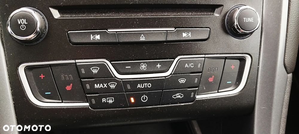 Ford Mondeo 2.0 TDCi STart-Stopp Titanium - 20