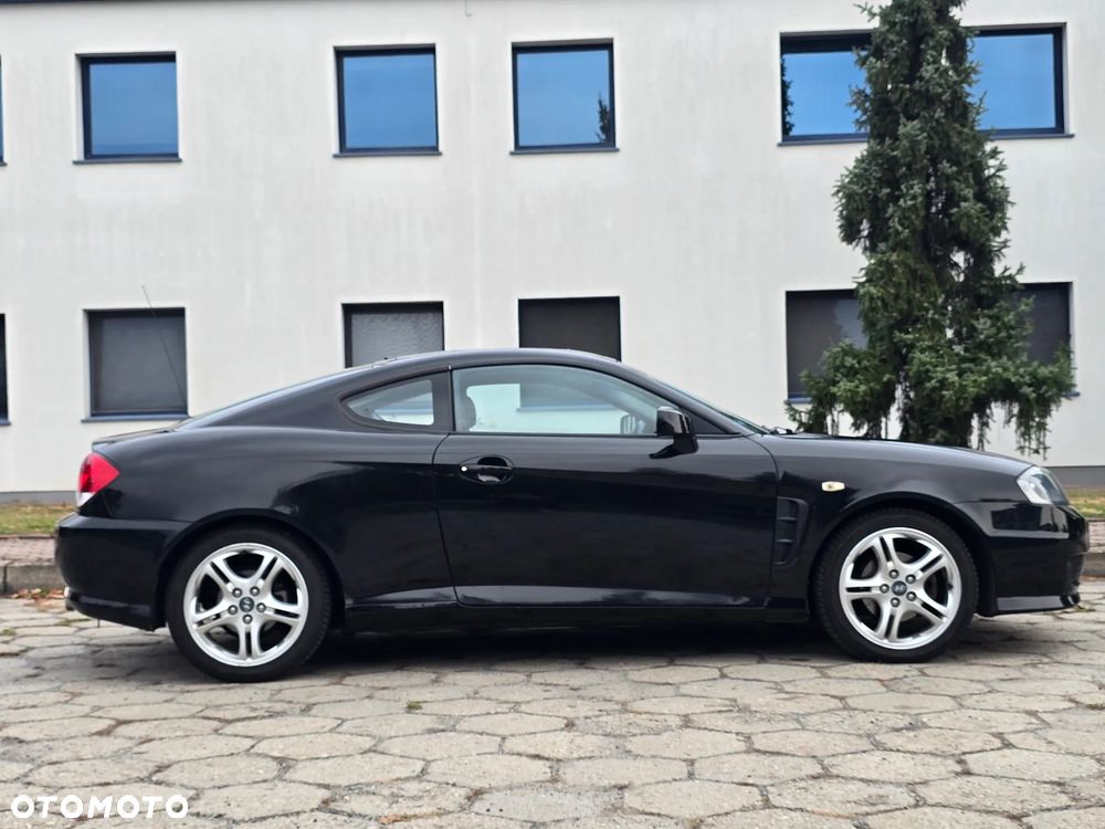 Hyundai Coupe 2005 photo 3