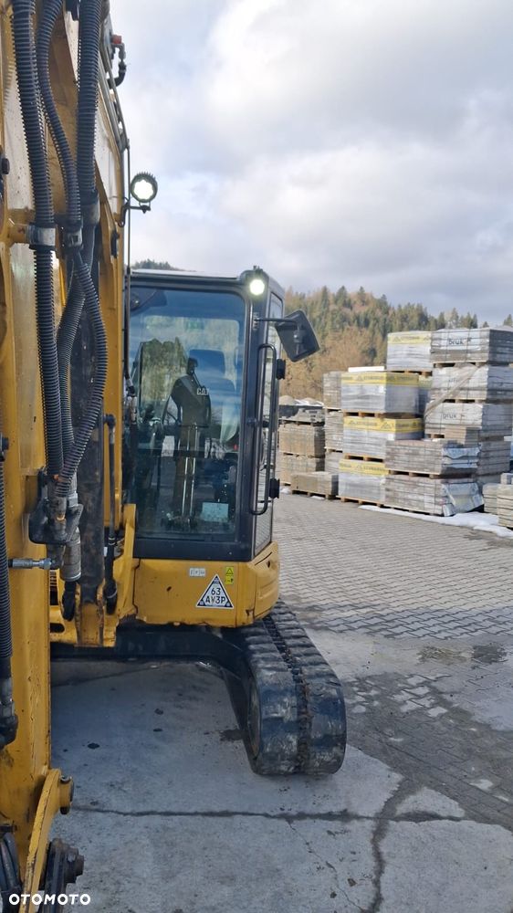 Caterpillar 305 - 13