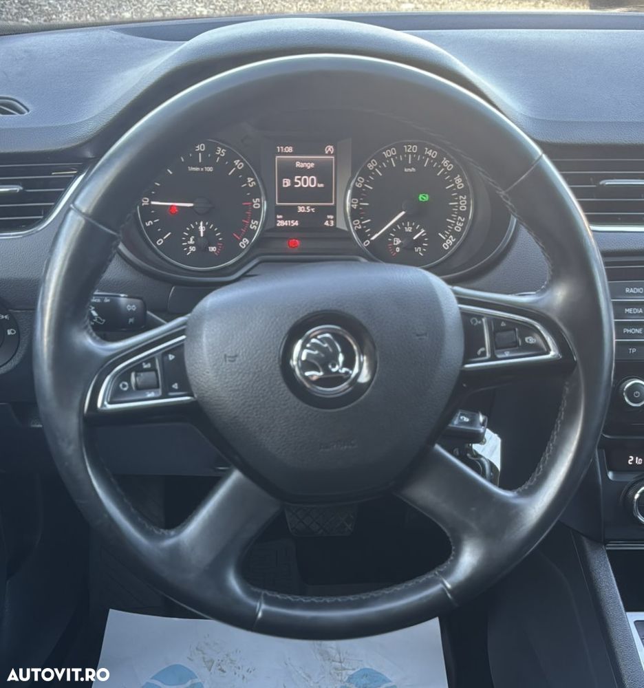 Skoda Octavia 2.0 TDI ELEGANCE DSG - 12