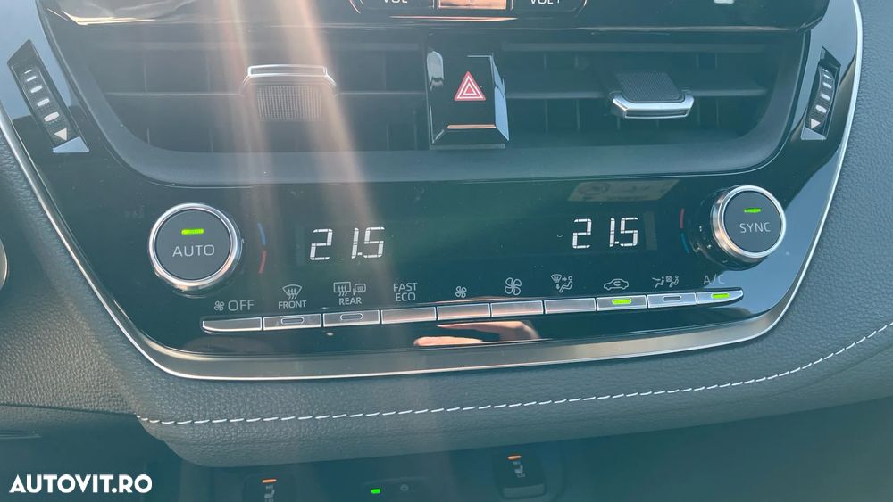 Toyota Corolla 1.8 HSD Business - 14