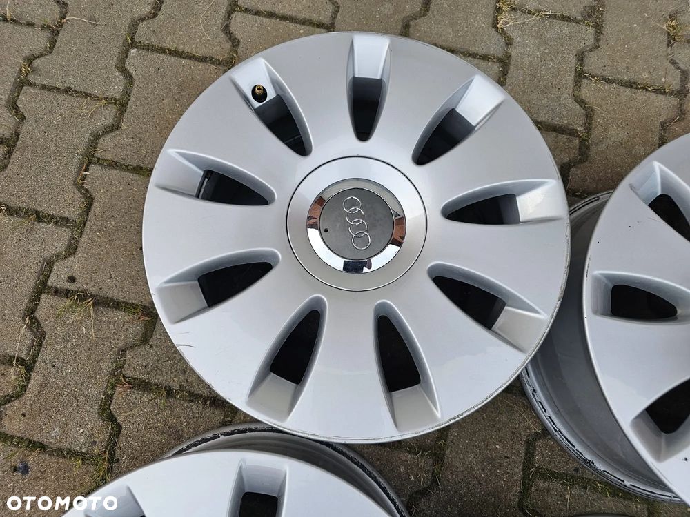 Audi OE A6 C5 C6 A4 S4 B6 B7 B8 A3 / 4F0601025N / 7Jx16 ET35 5x112 - 4