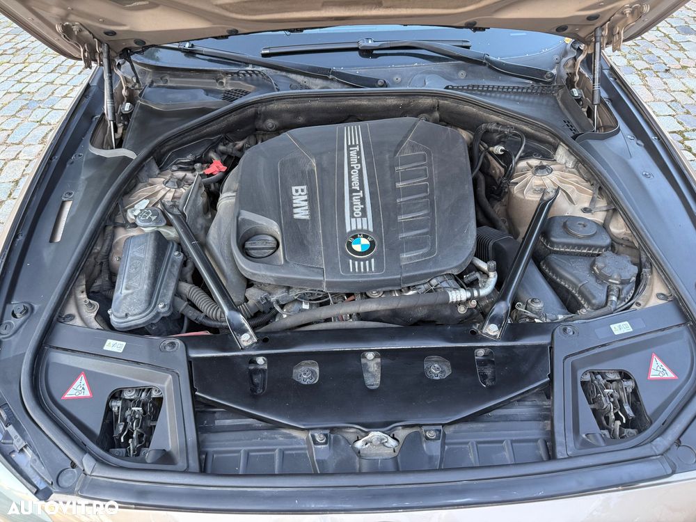 BMW Seria 5 535d xDrive AT - 15
