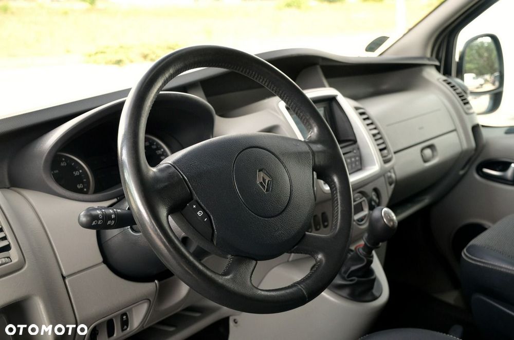 Renault Trafic - 29