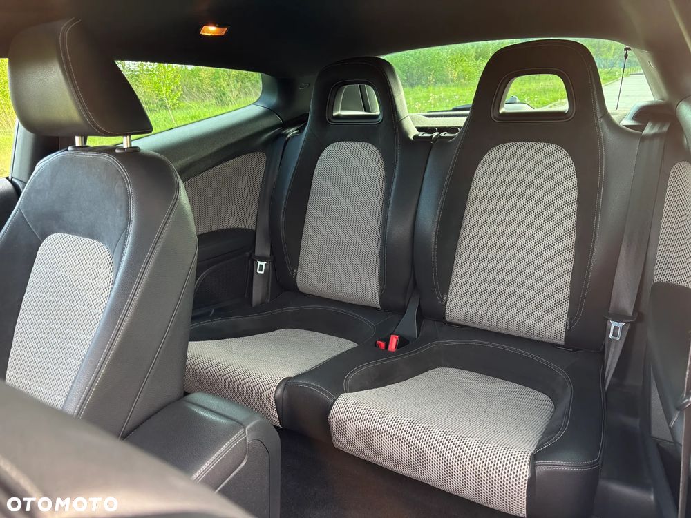 Volkswagen Scirocco - 11