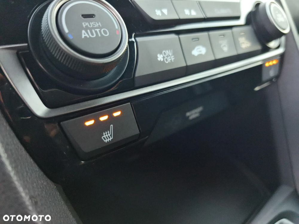 Honda Civic 1.0 T Elegance - 27