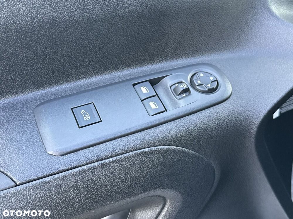 Toyota PROACE CITY - 29