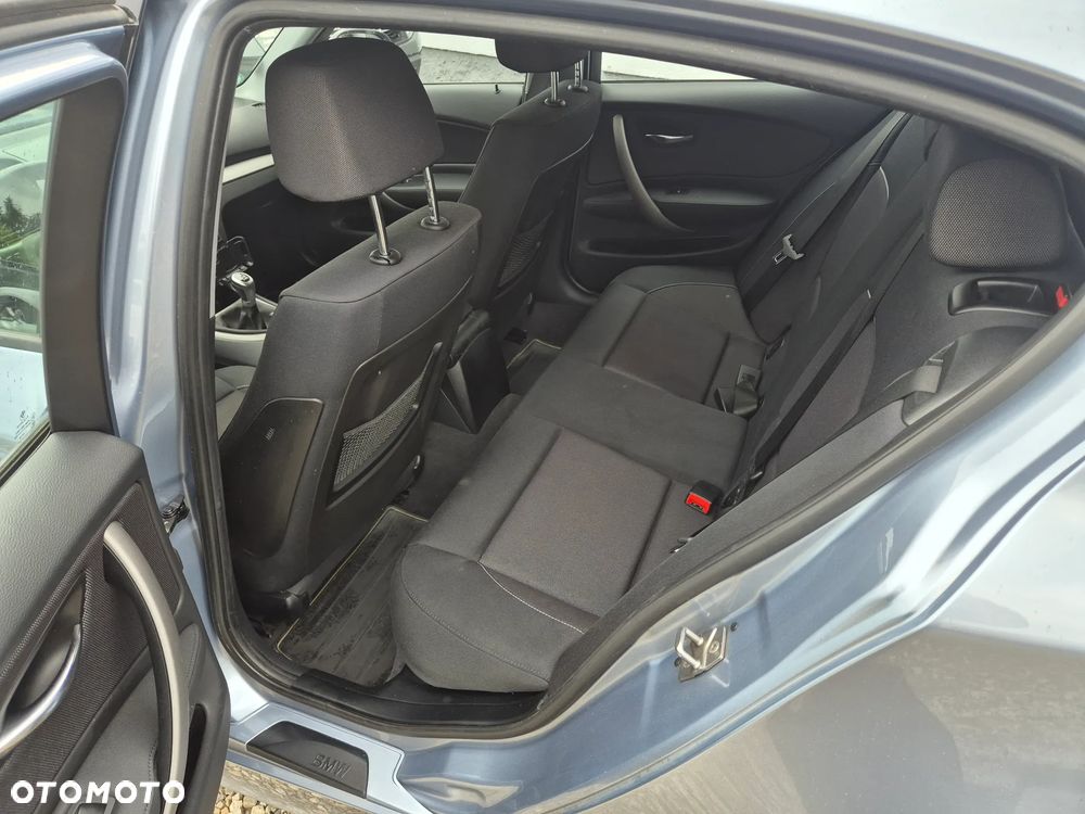 BMW Seria 1 116i - 10