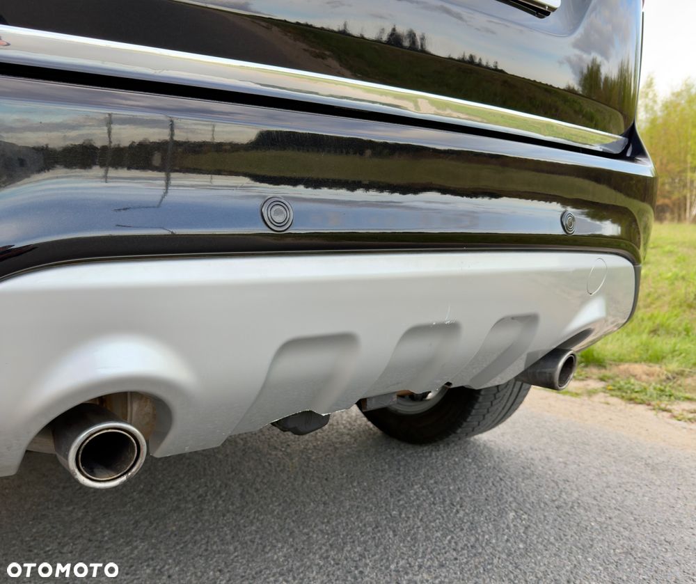 Ford Kuga 2.0 TDCi 4x4 Titanium - 37