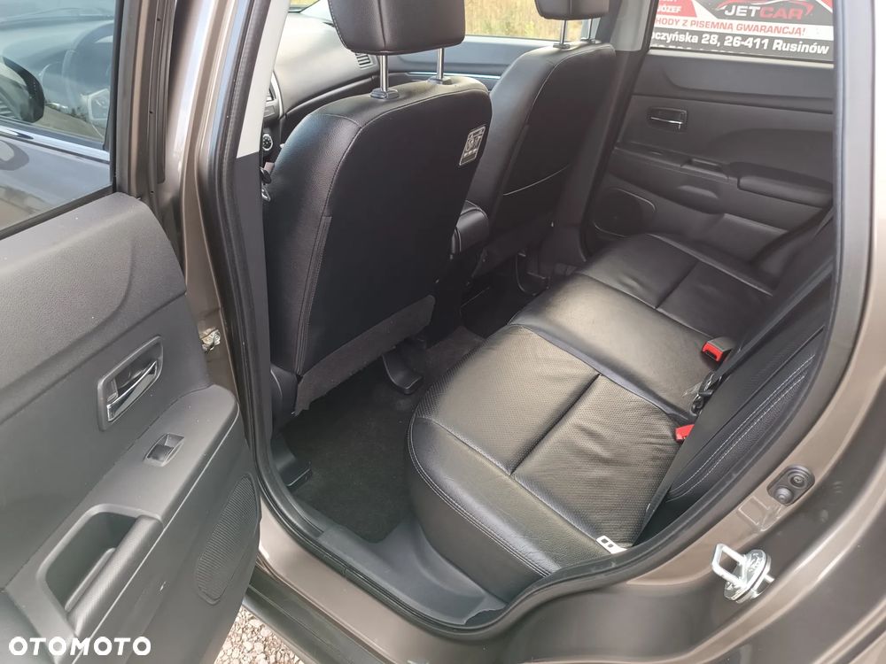 Mitsubishi ASX 1.8 DI-D 2WD Inform - 28