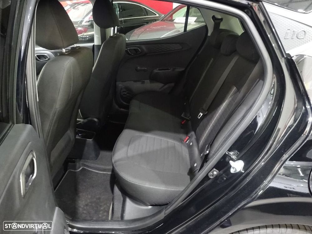 Hyundai i10 1.0 Comfort AMT - 29