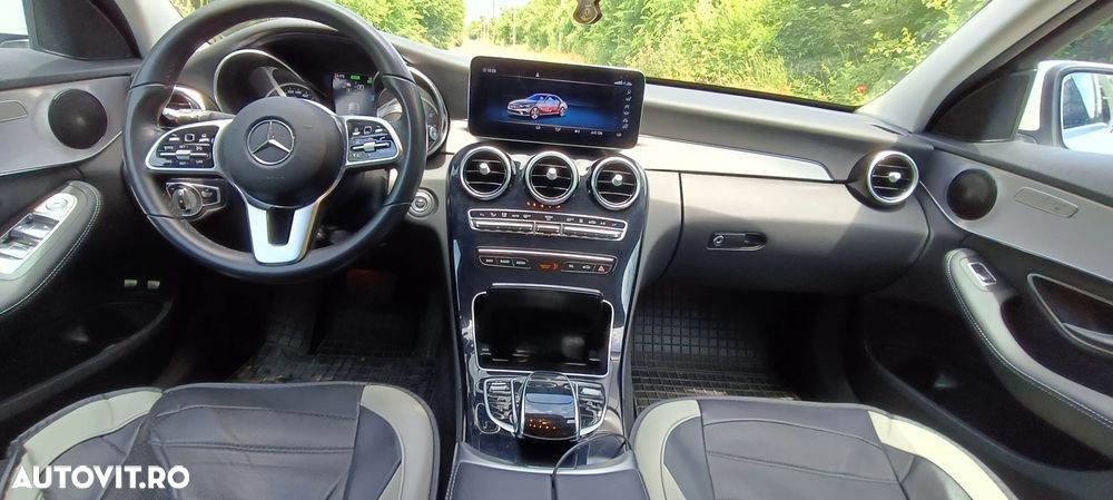 Mercedes-Benz C 300 e 4MATIC 9G-TRONIC - 11