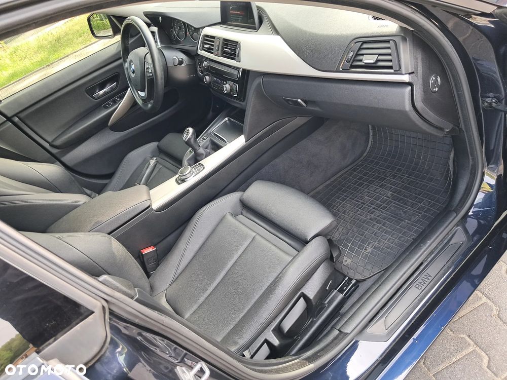 BMW Seria 4 418d Gran Coupe - 23