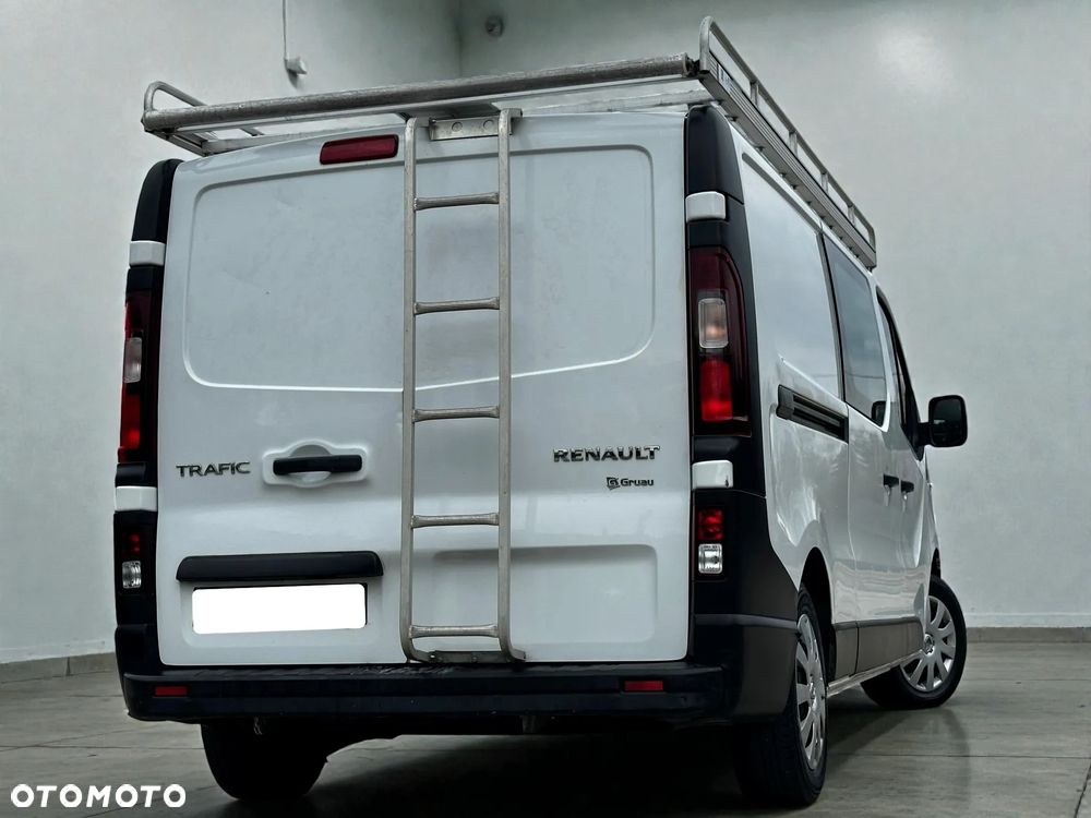 Renault Trafic - 17