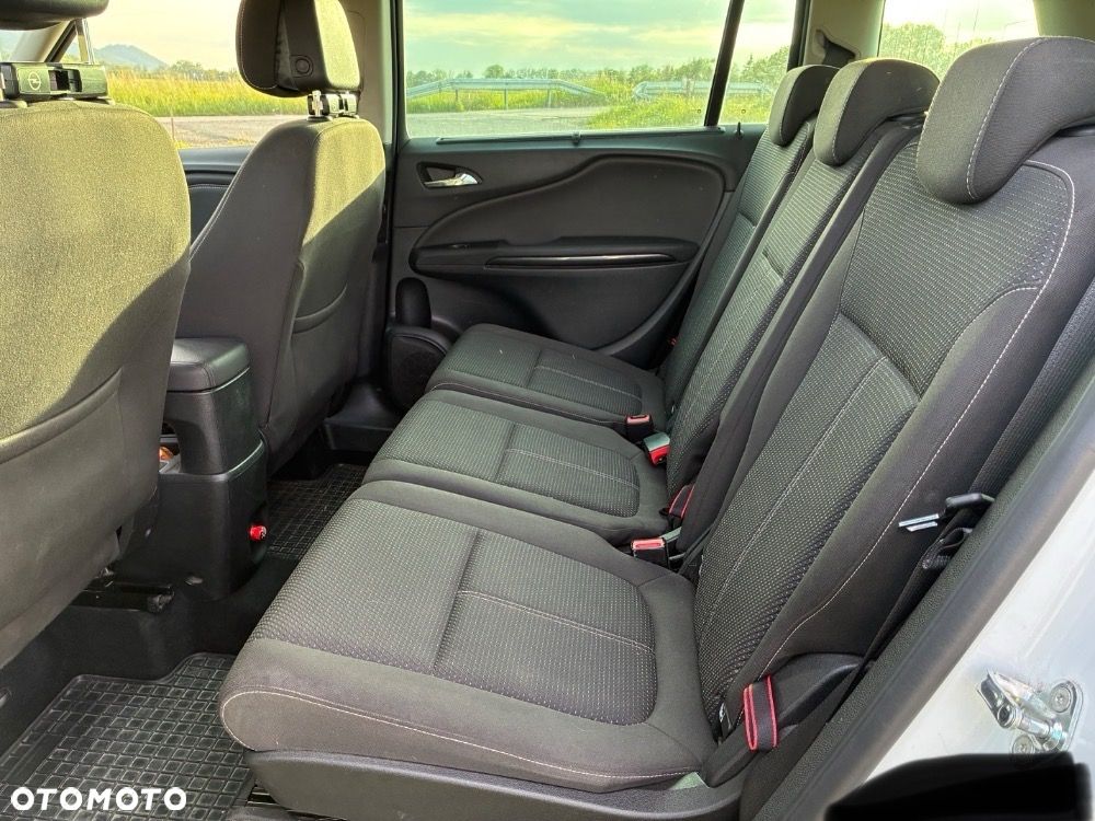 Opel Zafira 1.4 Turbo Edition - 11