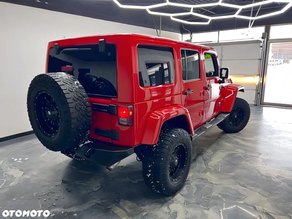 Jeep Wrangler 3.6 Unlim Sahara - 3