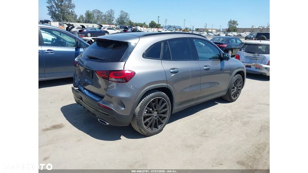 Mercedes-Benz GLA 250 8G-DCT AMG Line - 4