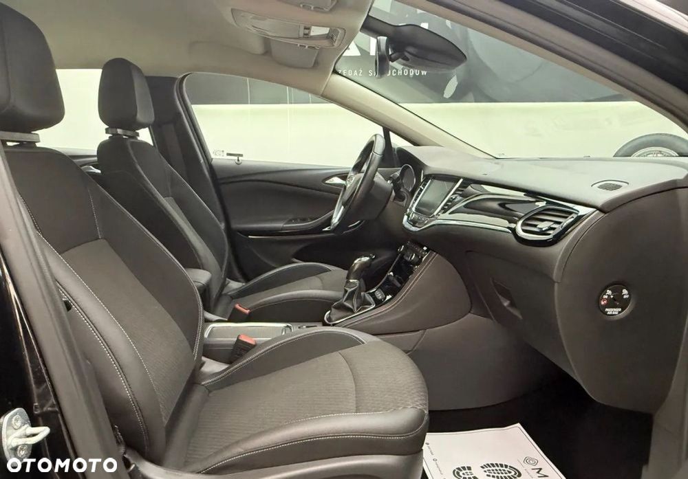 Opel Astra 1.6 D (CDTI) Start/Stop Innovation - 18