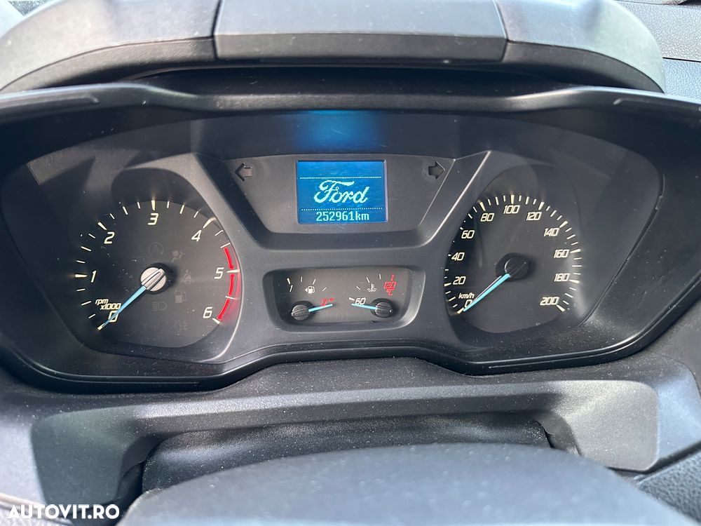 Ford Transit Custom - 10