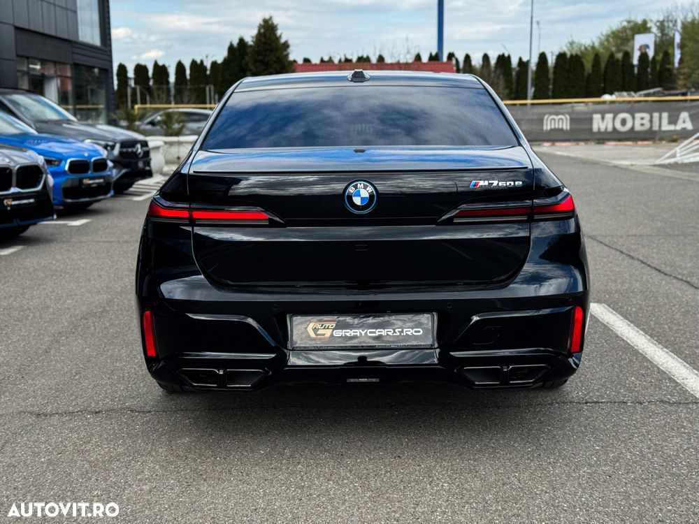 BMW Seria 7 - 11