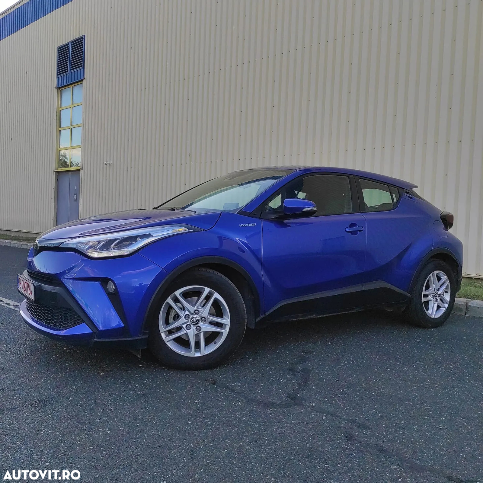 Toyota C-HR Hybrid Business-Edition - 5