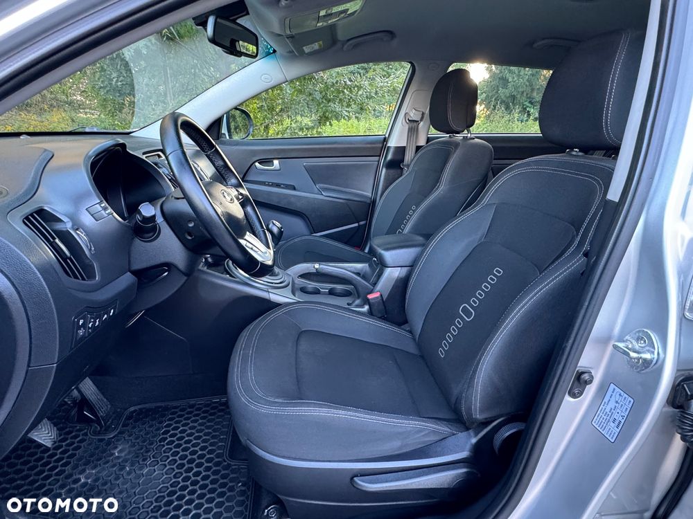 Kia Sportage 2,0 CRDI AWD Spirit - 19