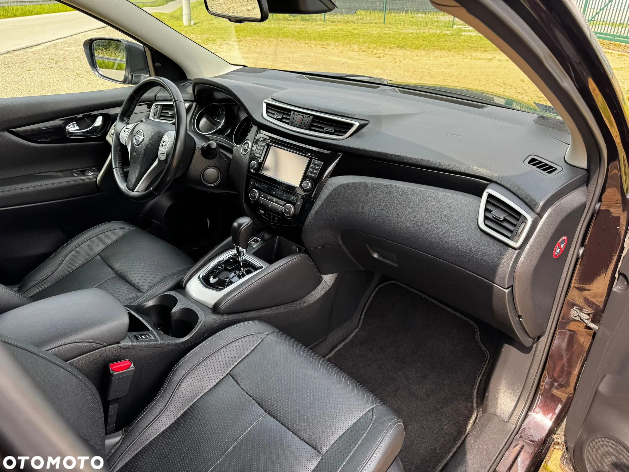 Nissan Qashqai 1.6 DCi N-Connecta Xtronic - 11
