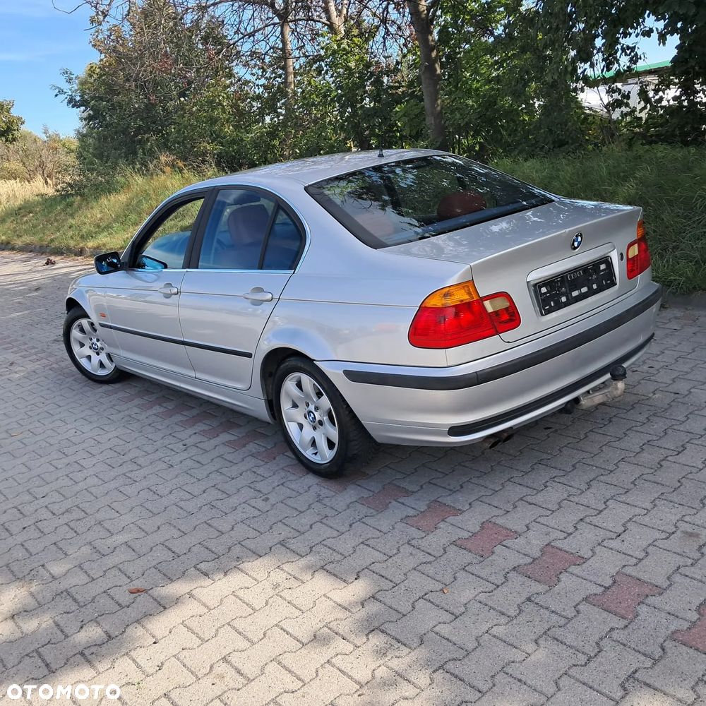 BMW Seria 3 325xi Edition Exclusive - 1