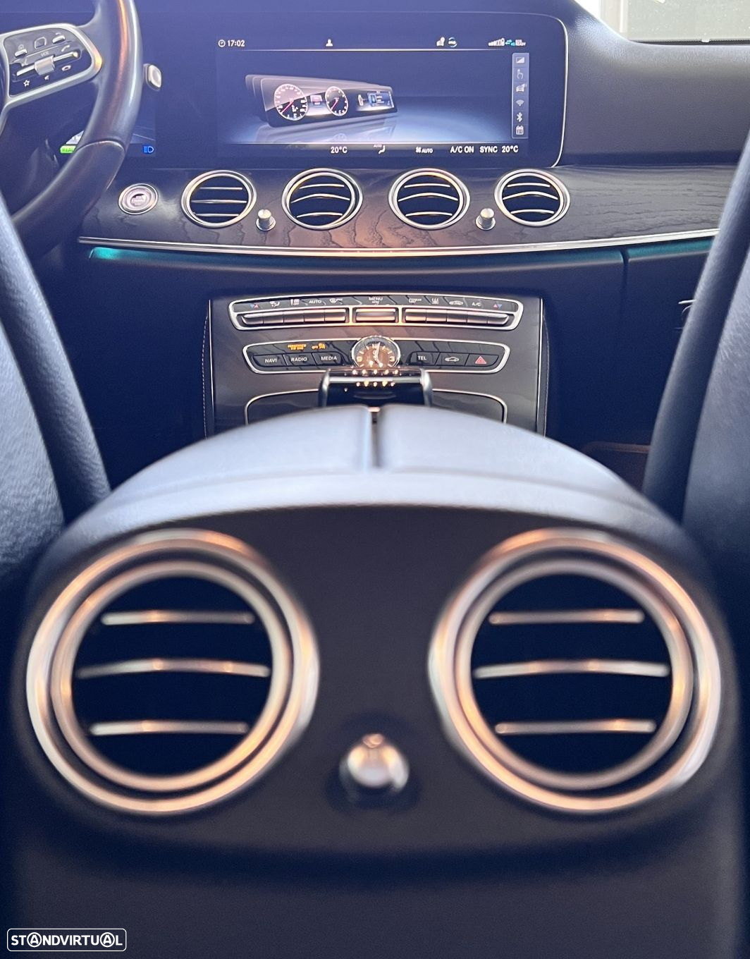 Mercedes-Benz E 300 de Avantgarde - 32