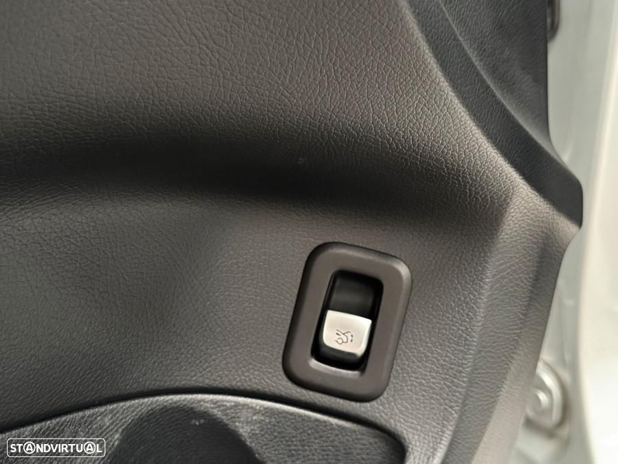 Mercedes-Benz C 220 d Avantgarde - 41