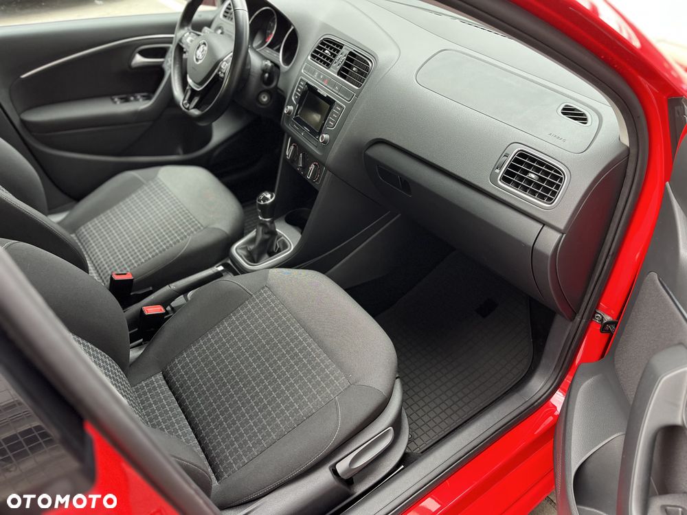 Volkswagen Polo 1.2 TSI BMT Comfortline - 26
