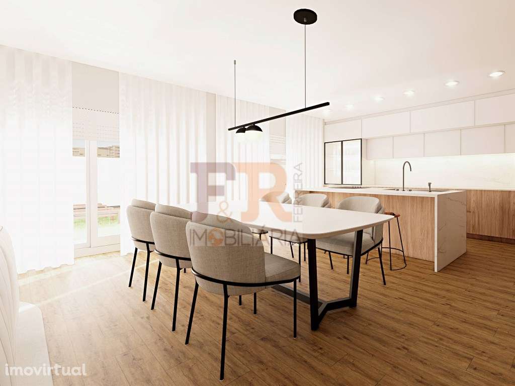 ESPETACULAR MORADIA TÉRREA T4 COM PISCINA E JARDIM EM FERNÃO FERRO - Grande imagem: 5/26