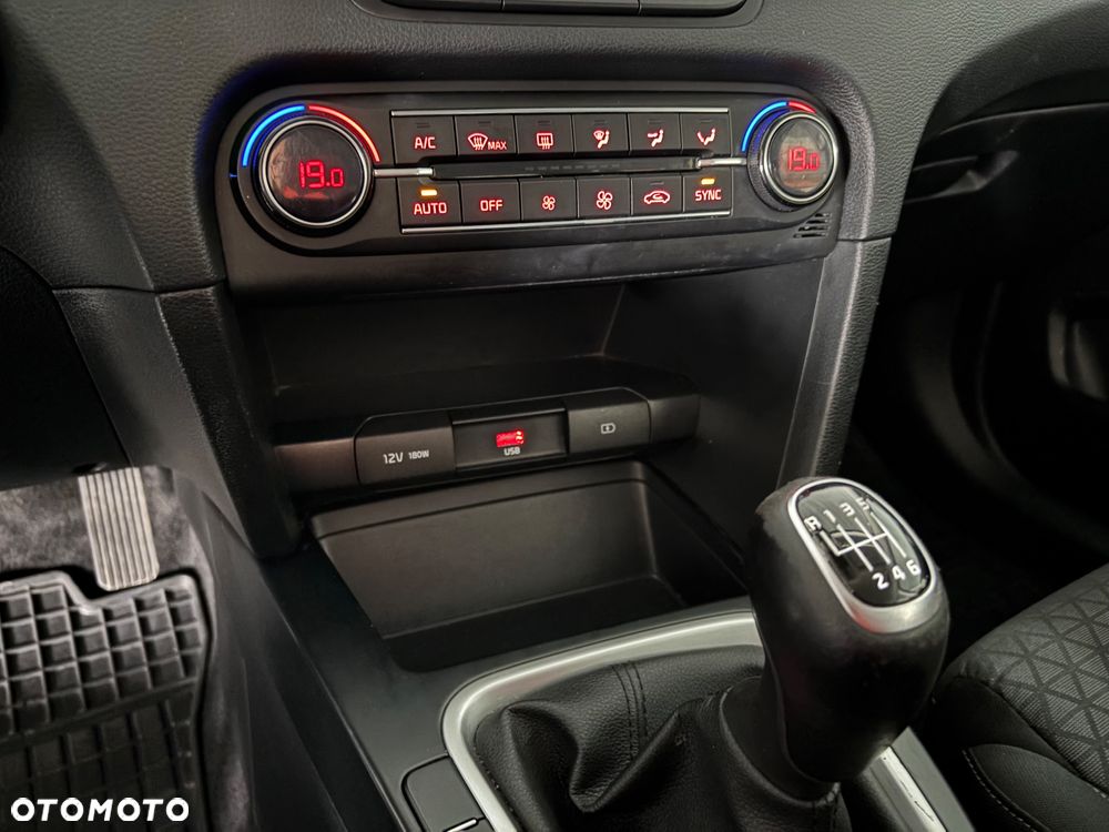 Kia Ceed 1.0 T-GDI M - 23